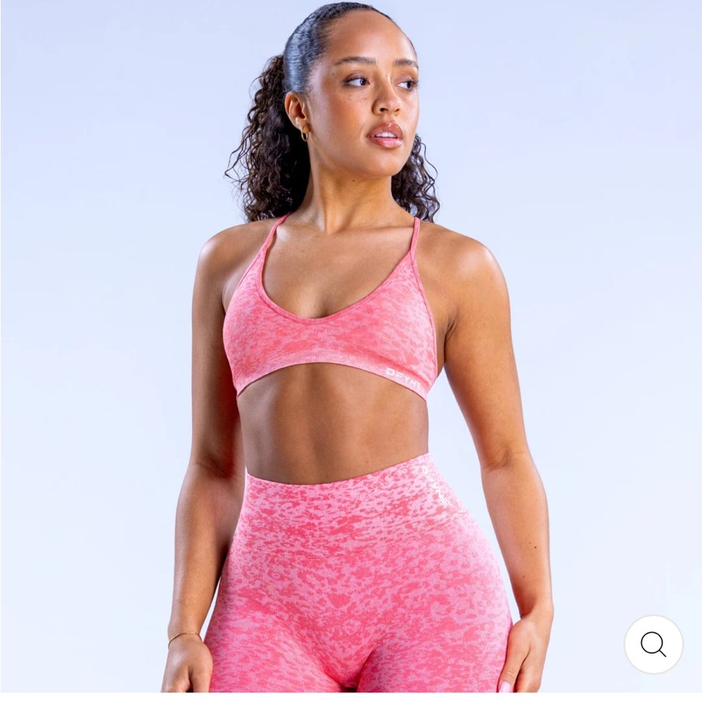 DFYNE Sports Bra